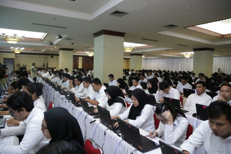 Ilustrasi pelaksanaan seleksi calon pegawai negeri sipil (CPNS). FOTO: menpan.go.id