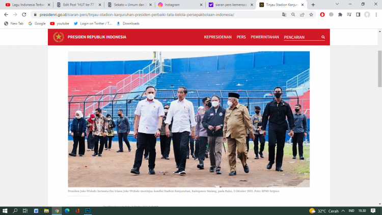 Presiden Joko Widodo bersama Ibu Iriana Joko Widodo meninjau kondisi Stadion Kanjuruhan, Kabupaten Malang, pada Rabu, 5 Oktober 2022. Foto: BPMI Setpres