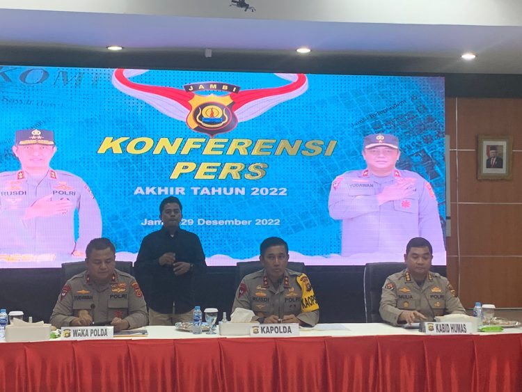 Konferensi Pers Polda Jambi